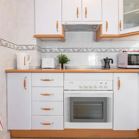 Self Check-in! In The Heart Of Malaga! Apartment