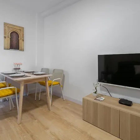 Self Check-in! In The Heart Of Malaga! Apartment *