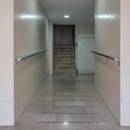 Self Check-in! In The Heart Of Malaga! Apartment
