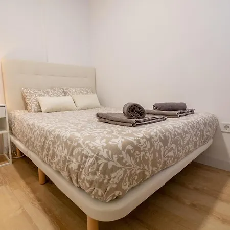 Apartment Self Check-in! In The Heart Of Malaga!